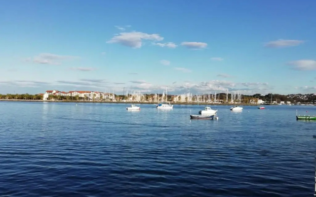 HENDAYE PLAGE Logement entier avec jardin