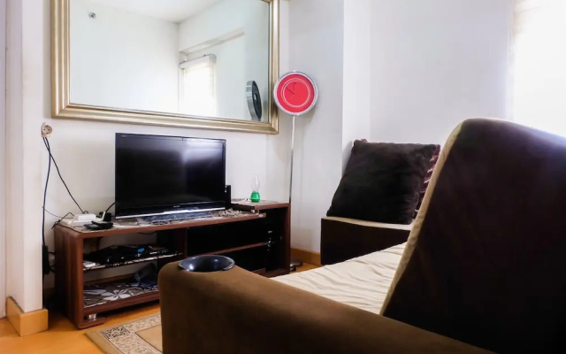 Great Location Green Pramuka Apartment