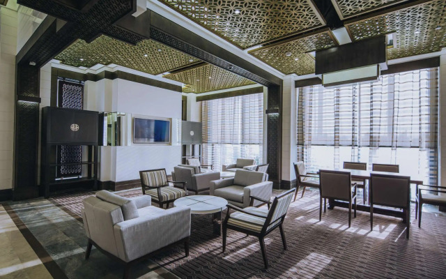 Ayla Bawadi Hotel & Mall