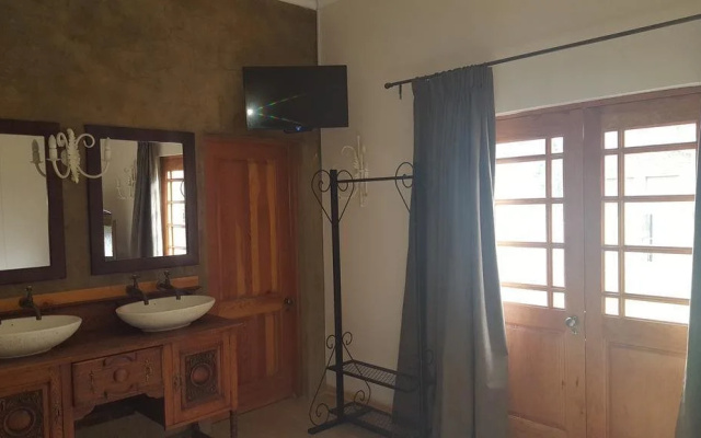 Fever Grove Guest House