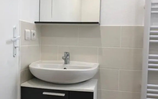 New Saint Maur-Logement Lovely Flat 32m2