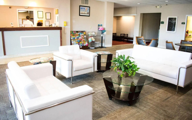 Winter Haven Suites & Conference Center