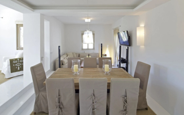 Amalgam Homes Paros