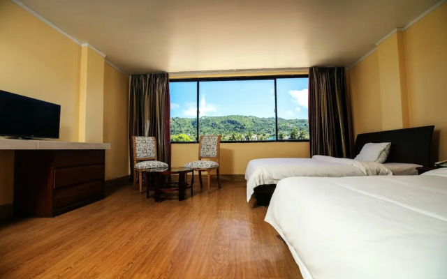 Gold Beach Hotel