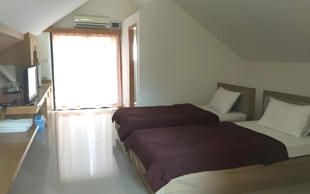 DNA Super Ozone Resort KhaoYai