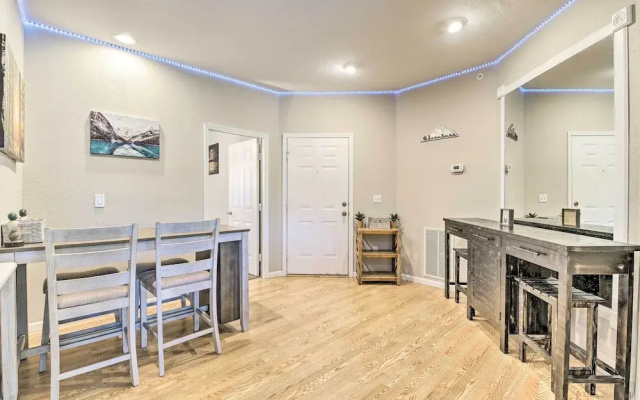 6 Mi to Branson Strip! Dog-friendly Golf Condo