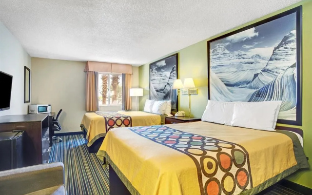 Super 8 by Wyndham Casa Grande