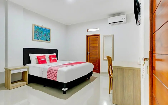 OYO 90671 Petanu Residence