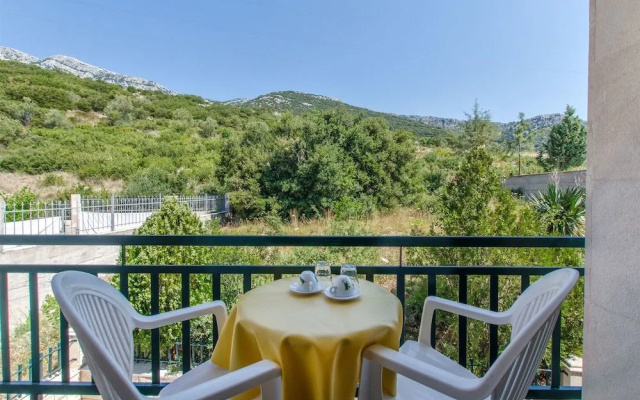 Apartments Spomenka
