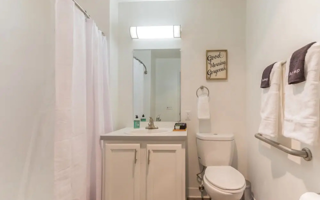 The Luxe Suites of Alexandria