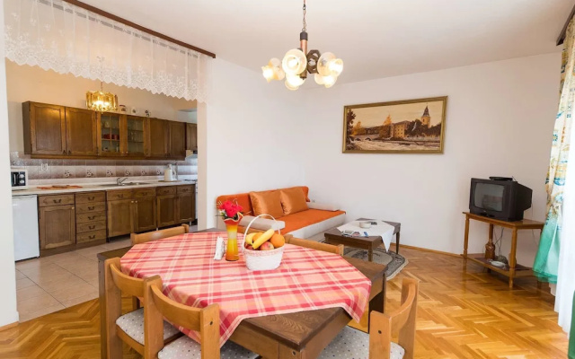 Apartments Raif