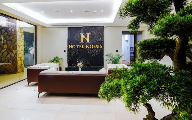 Hotel Noesis