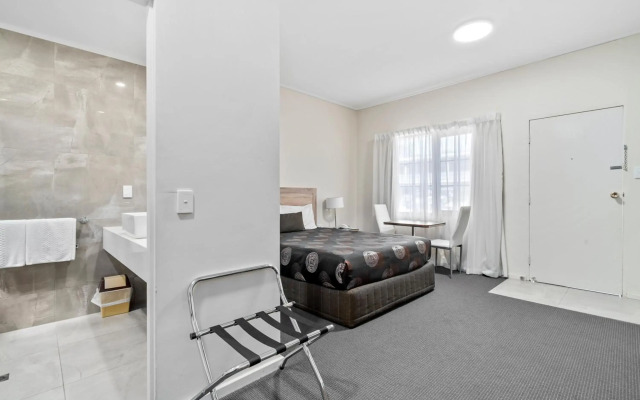 Sherbourne Terrace Hotel