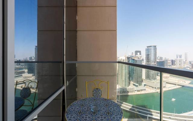 Amna Tower