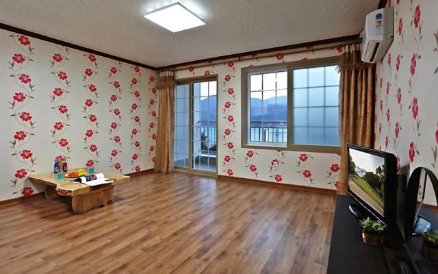 Geoje Milky Way Pension