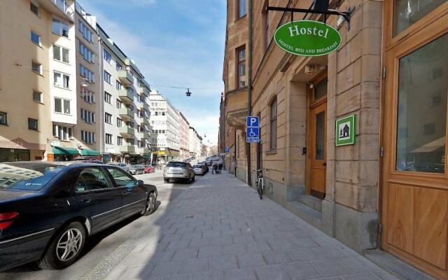 Hostel Bed & Breakfast Стокгольм вид на фасад