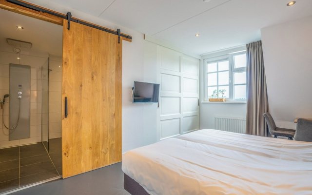 Luxury Villa With Sauna for 12
