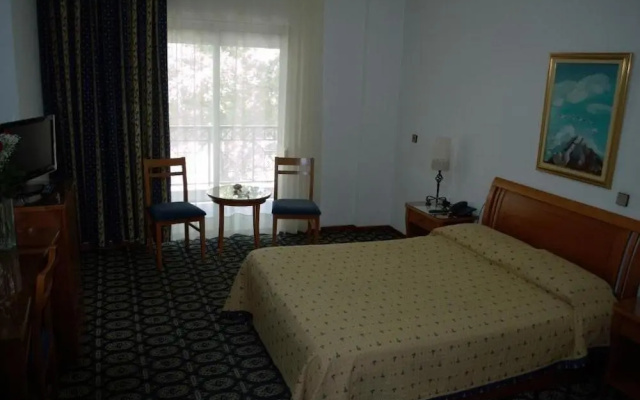 Natassa Motel