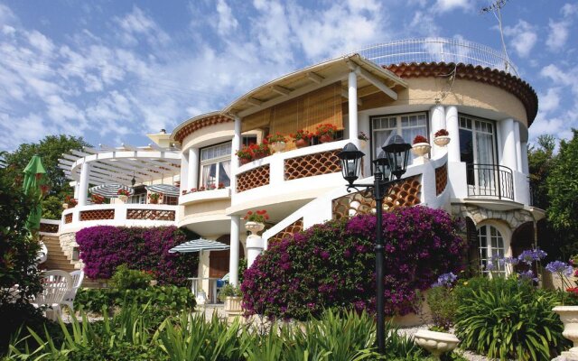 Villa Asmodée in Juan-les-Pins, France from 152$, photos, reviews - zenhotels.com hotel front