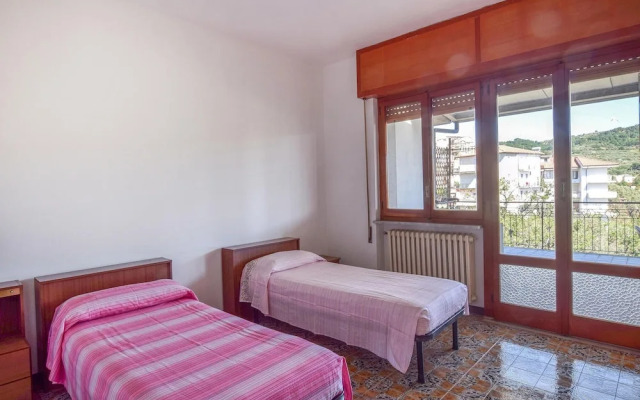 Amazing Apartment in Montepaone With 4 Bedrooms