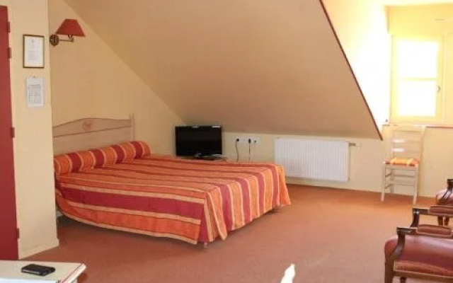 Logis Le Port Saint Aubin
