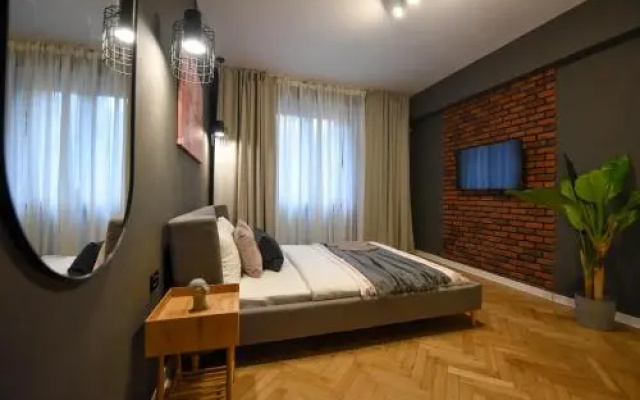 Romana 3 rooms