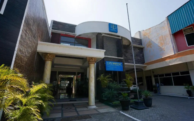 Hotel Suroyo RedPartner
