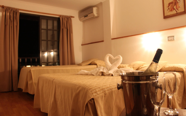 Valle del Sol Hotel