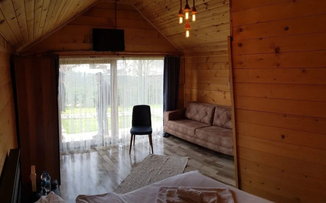 Adesa Bungalow Hotel