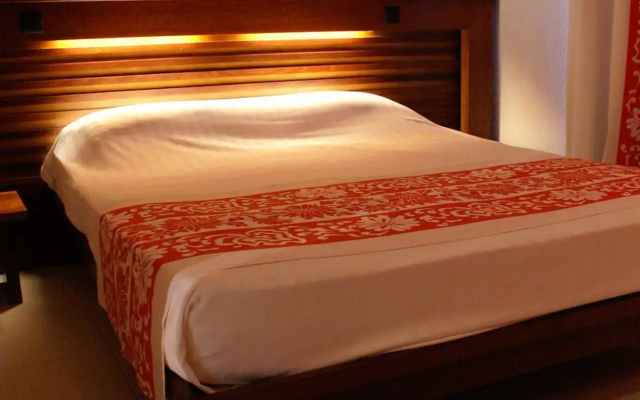 Le Stanley Hotel and Suites