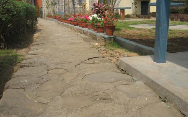 Отель Pokhara Mount Resort Непал, Покхара - отзывы, цены и фото номеров - забронировать отель Pokhara Mount Resort онлайн с домашними животными