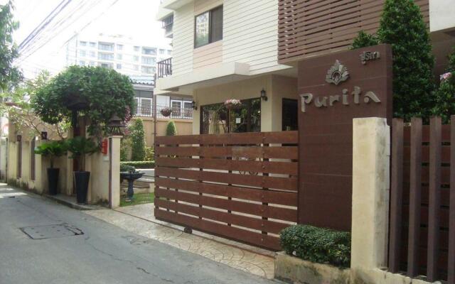 Апартаменты Purita Serviced Apartment Бангкок вид на фасад