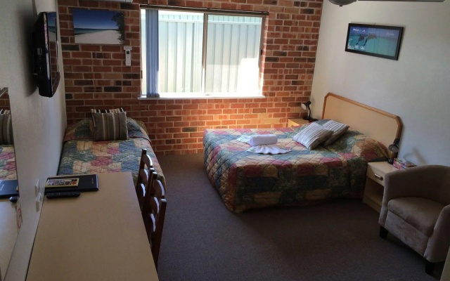 Golf View Motel
