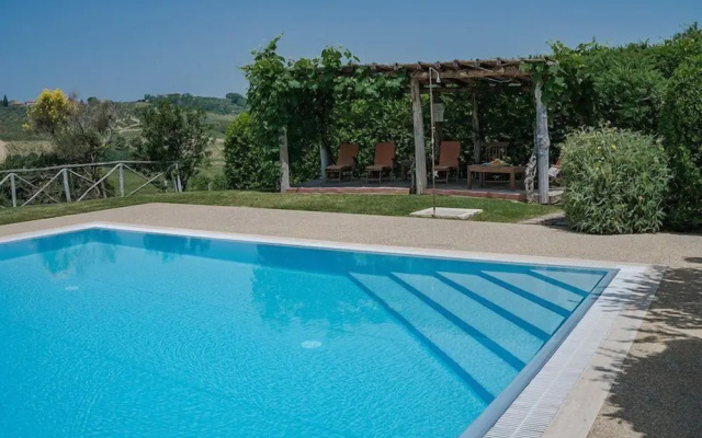 Villa Santella an Amazing Retreat Between Florence and Siena
