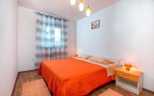 Amazing Apartment in Fazana With 1 Bedrooms and Wifi
