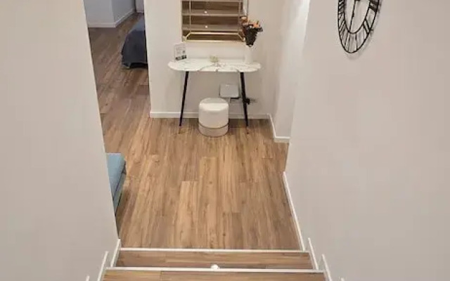 Rooms And Comfort Apartment