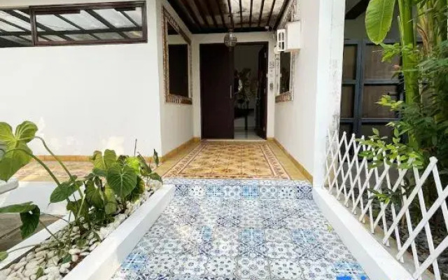 Treevilla 3 Bedrooms Home with Private Pool in South Jakarta