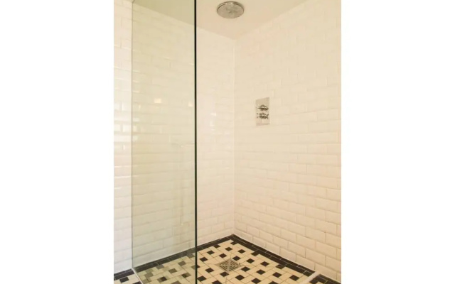 Beautiful 2 Bedroom House in Central Brighton