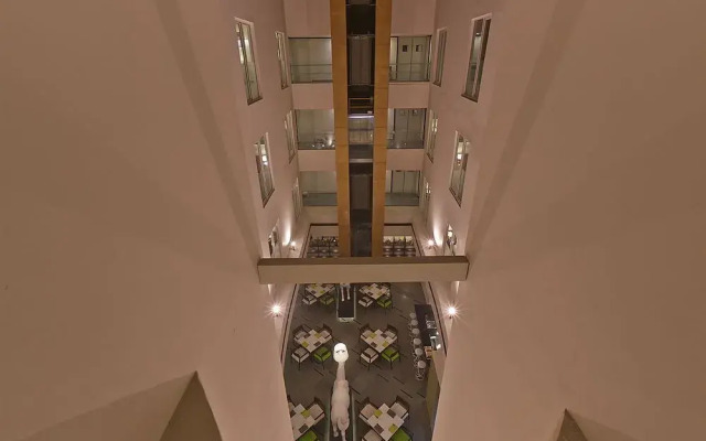 K10 Hotel