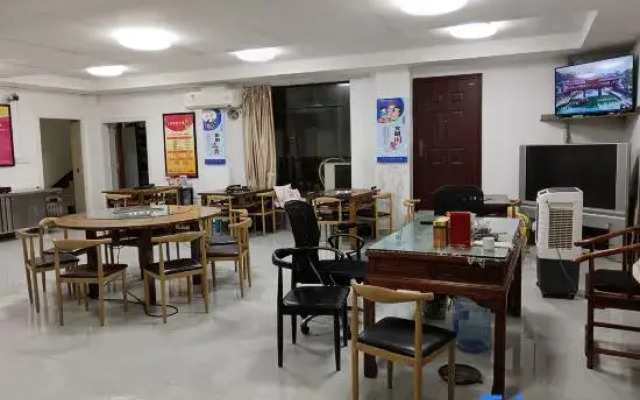 Sanman Hotel (Guilin Railway Station Branch)