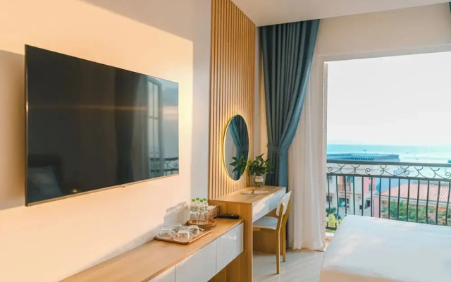 Rosy Hotel