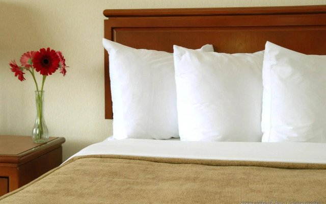 Hampton Inn by Hilton Montreal East Anjou