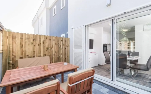 Lovely Apartment in Pakostane With Terrace