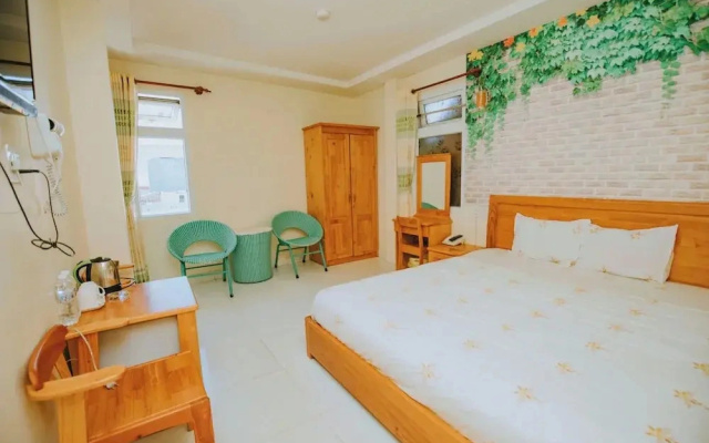 Thanh Loan Hotel DL - by Bay Luxury