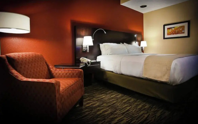 Pearl Street Hotel & Suites