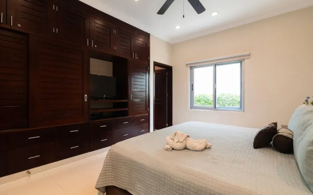 Beachfront Homes by Playa Paradise