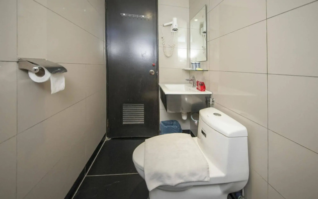 OYO Rooms Near Tanjung Aru Beach