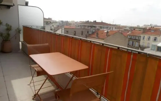 Home Rental Cannes Boulevard Lorraine