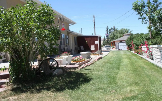 Bybee's Steppingstone Motel