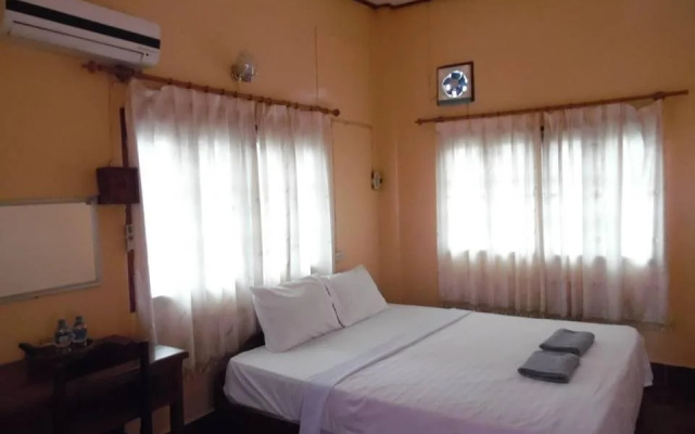 Khamphone Hotel